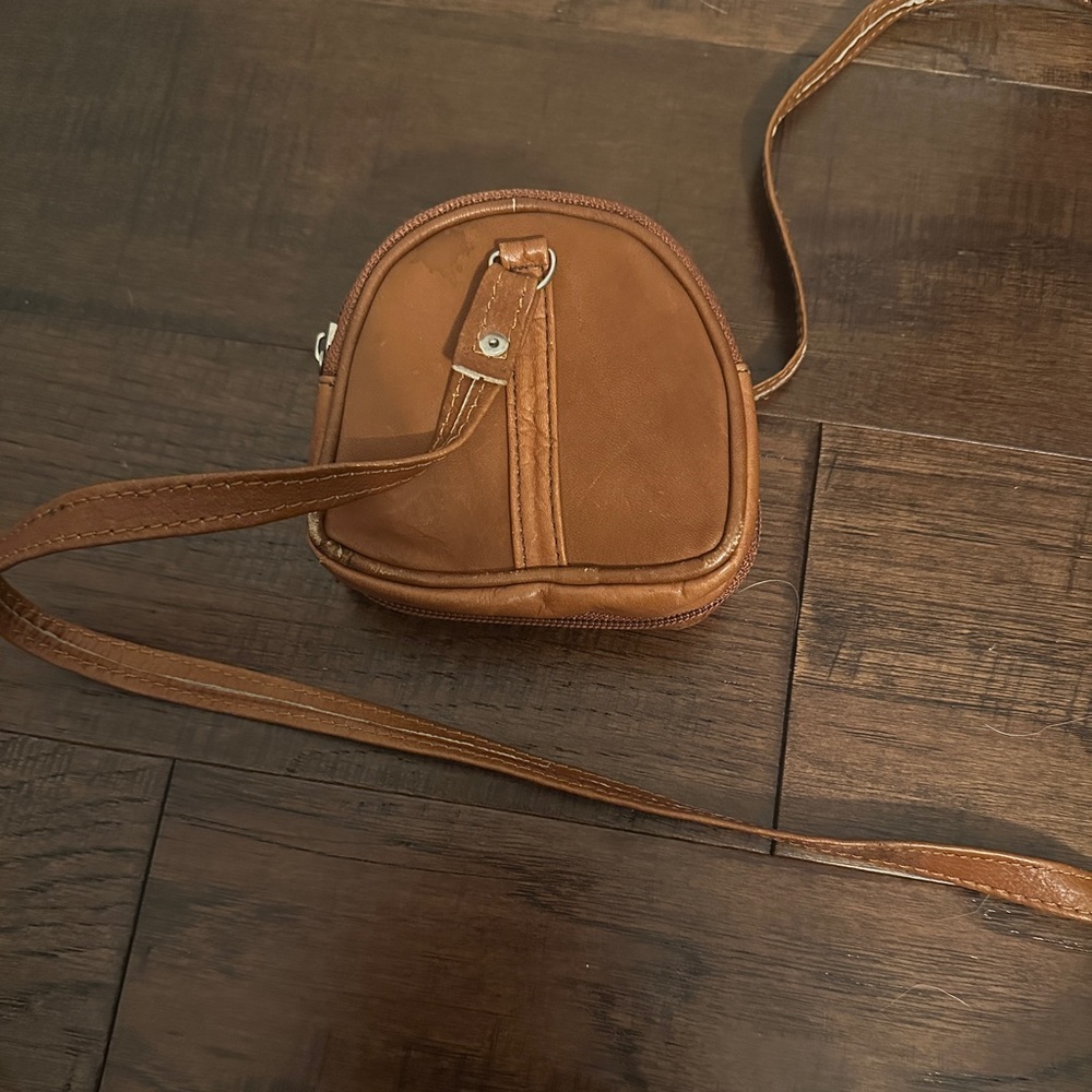 Expandable Brown Leather Crossbody Bag